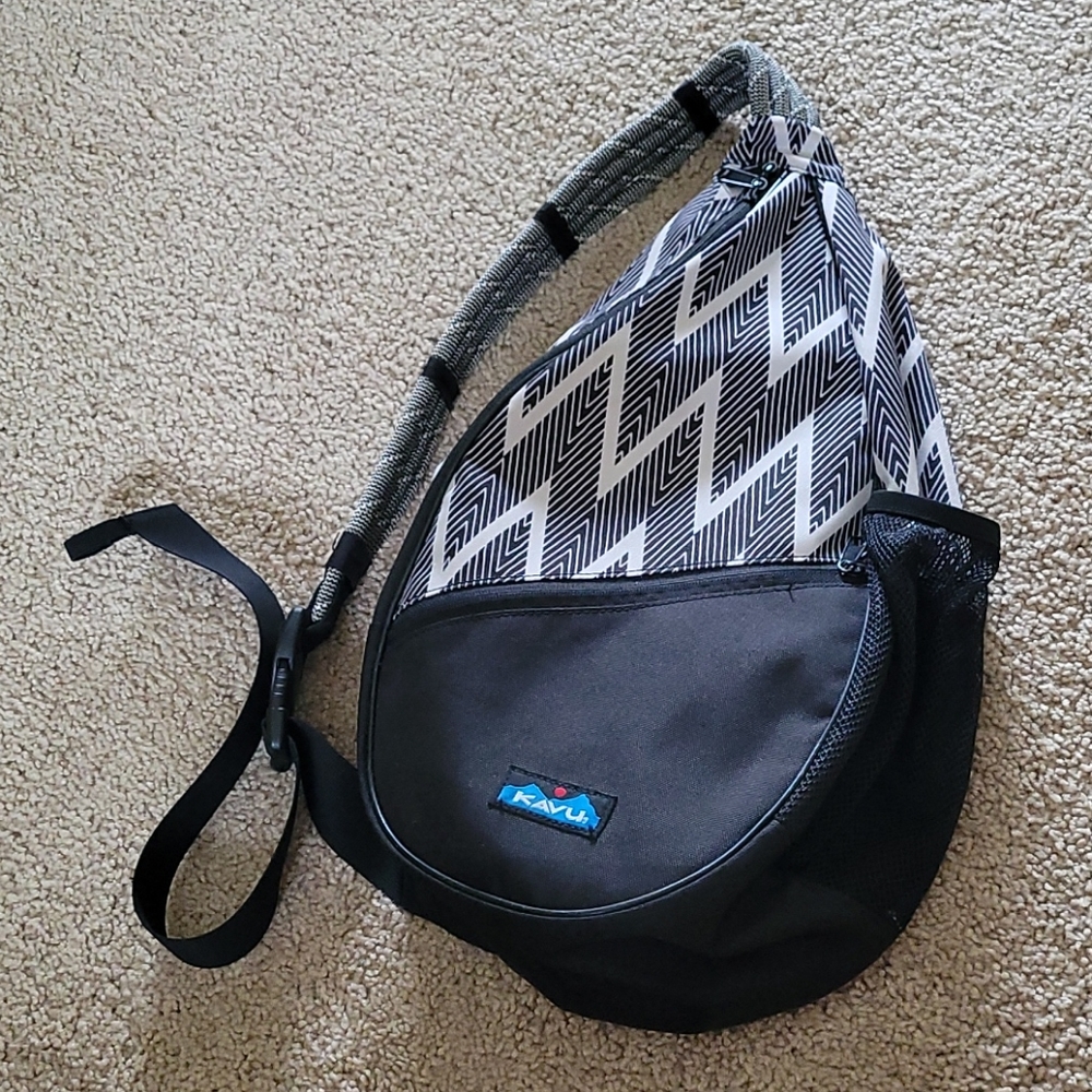 Black and white Kavu Paxton Pack.